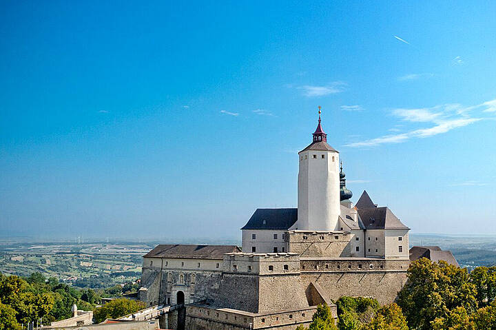 Forchtenstein Kalesi