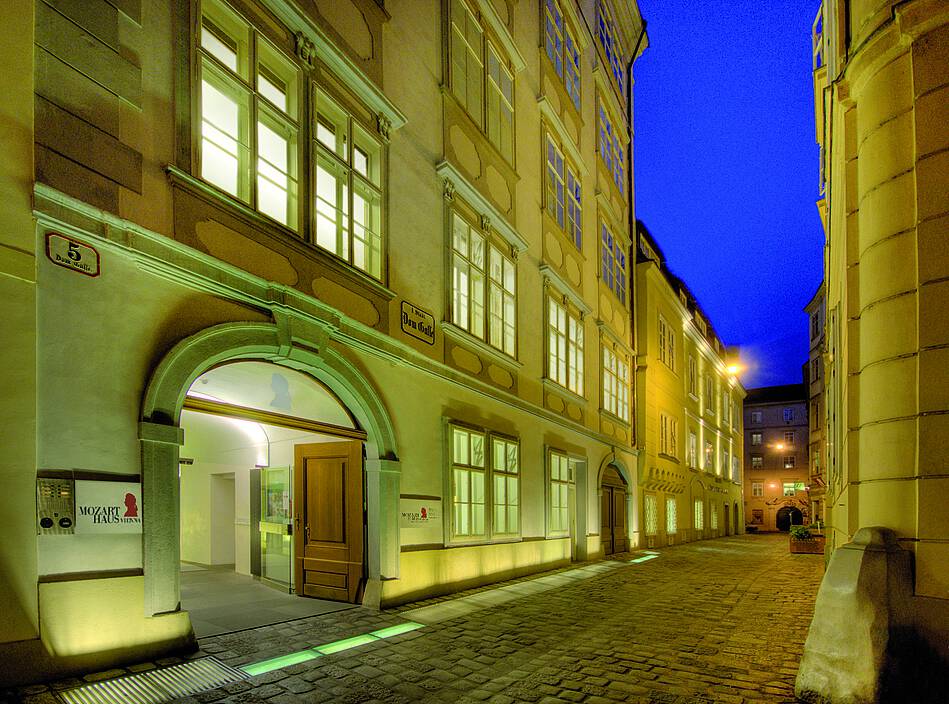 Nachtaufnahme Mozart Haus Wien