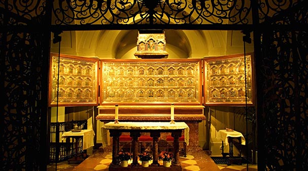 (c) Stift Klosterneuburg Verduner Altar