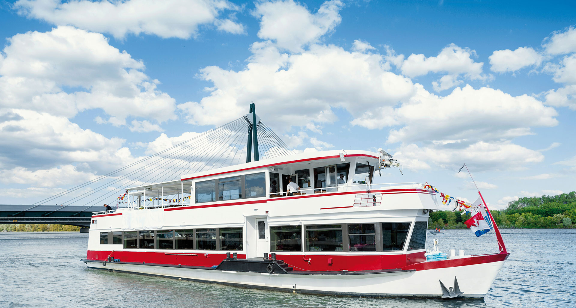 Best Places to Book a Danube River Cruise
