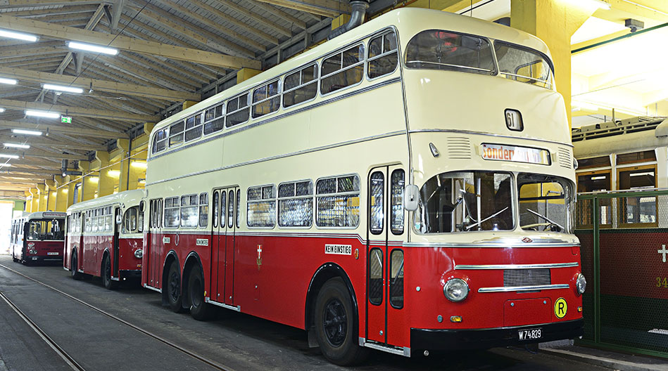 Remise Museo del transporte Autobús biplano