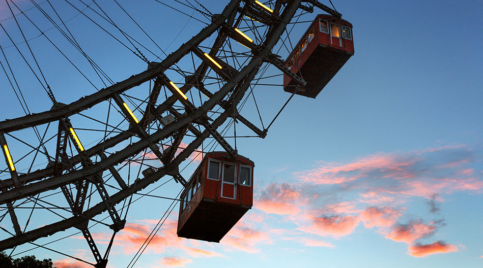 Riesenrad Grande Roue de Vienne le soir